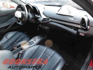 Ferrari 458 Italia 4.5 V8 32V DCT Épave (2010, Rouge)
