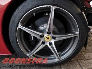 Ferrari 458 Italia 4.5 V8 32V DCT Épave (2010, Rouge)