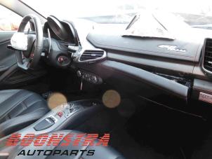 Ferrari 458 Italia 4.5 V8 32V DCT Épave (2010, Rouge)