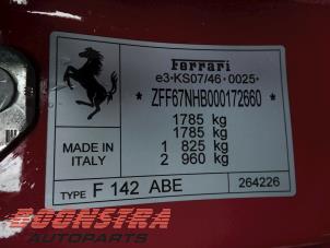 Ferrari 458 Italia 4.5 V8 32V DCT Épave (2010, Rouge)