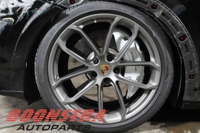 Porsche Cayenne Coupe 3.0 V6 24V Turbo Vehículo de desguace (2019, Negro)