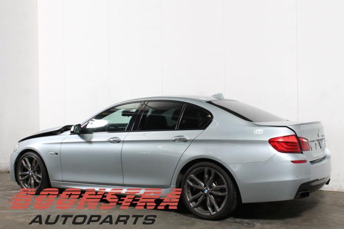 BMW 5 serie M550d 3.0 xDrive 24V Samochód złomowany (2012, Szary)