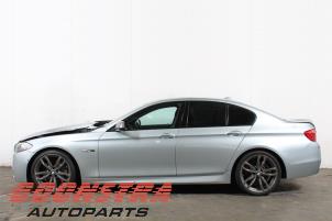 BMW 5 serie M550d 3.0 xDrive 24V Samochód złomowany (2012, Szary)