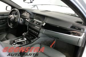BMW 5 serie M550d 3.0 xDrive 24V Samochód złomowany (2012, Szary)