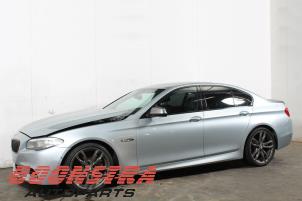 BMW 5 serie M550d 3.0 xDrive 24V Samochód złomowany (2012, Szary)