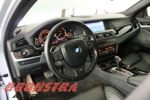 BMW 5 serie M550d 3.0 xDrive 24V Samochód złomowany (2012, Szary)