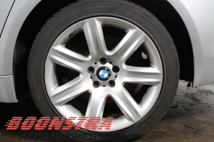 BMW 7 serie 730d 24V Épave (2008, Gris)