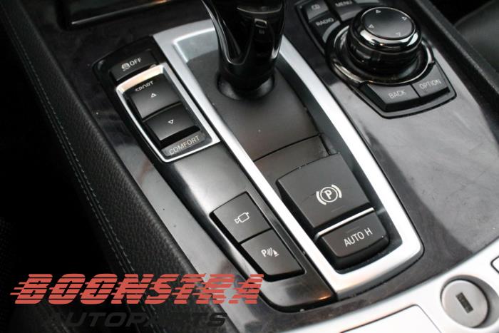 BMW 7 serie 730d 24V Épave (2008, Gris)