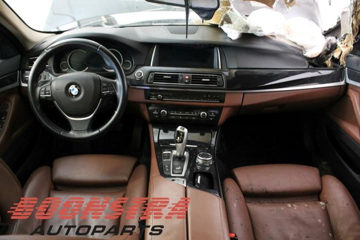 BMW 5 serie Touring 525d xDrive 16V Épave (2014, Noir)