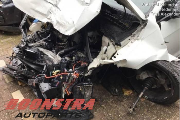 Volkswagen Golf VII 2.0 R 4Motion 16V Vehículo de desguace (2019, Blanco)
