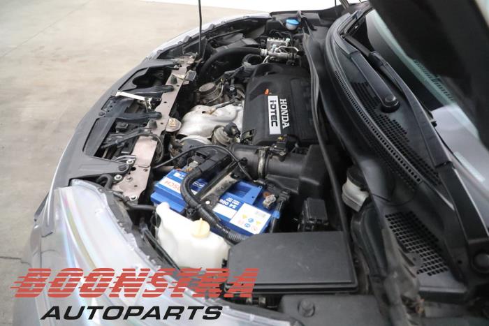 Honda CR-V 2.2 i-DTEC 16V 150 4x4 Épave (2013, Brun)