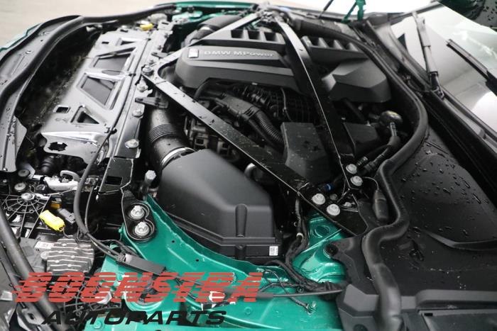 BMW M3 3.0 Competition TwinPower Turbo 24V Schrottauto (2021, Grün)