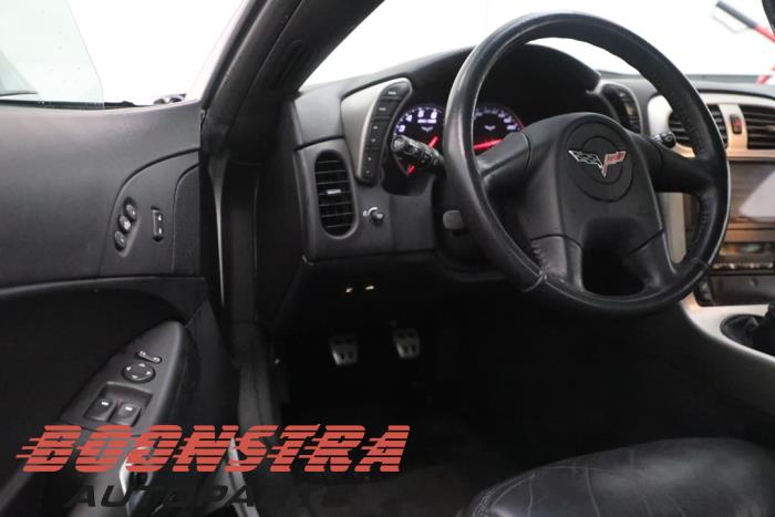 Chevrolet Corvette 6.0 V8 Samochód złomowany (2006, Szary)
