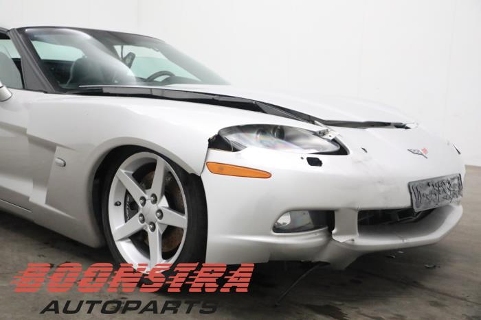 Chevrolet Corvette 6.0 V8 Samochód złomowany (2006, Szary)
