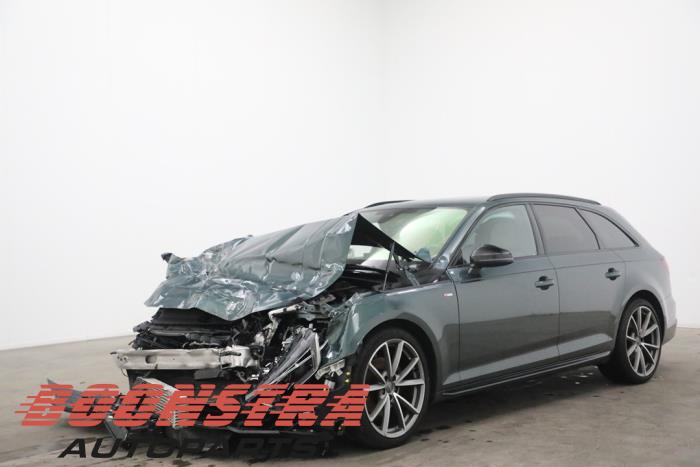 Audi A4 Avant 2.0 40 T MHEV 16V Schrottauto (2018, Grün) 