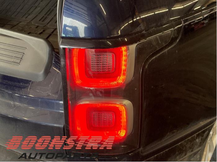 Landrover Range Rover IV 3.0 V6 P400 MHEV HST Skrotfordon (2020, BLAUW)
