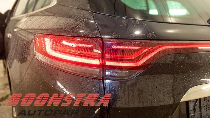 Renault Megane IV Estate 1.3 TCE 160 16V Vehículo de desguace (2021, Negro)