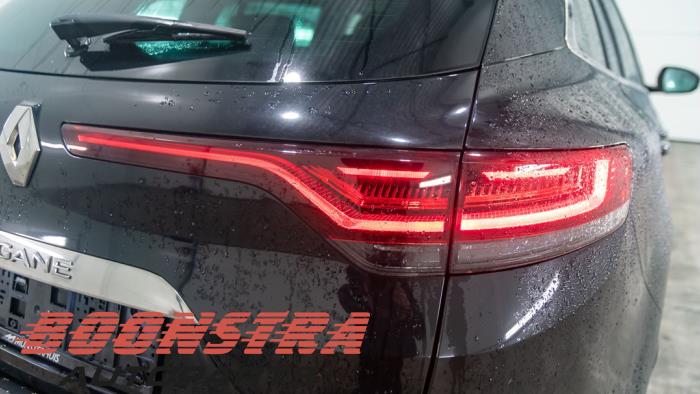 Renault Megane IV Estate 1.3 TCE 160 16V Vehículo de desguace (2021, Negro)