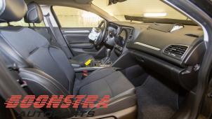 Renault Megane IV Estate 1.3 TCE 160 16V Vehículo de desguace (2021, Negro)