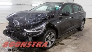 Renault Megane IV Estate 1.3 TCE 160 16V Vehículo de desguace (2021, Negro)