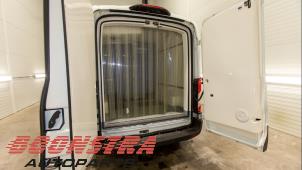Ford Transit 2.0 TDCi 16V Eco Blue 170 4x4 Épave (2021, Blanc)