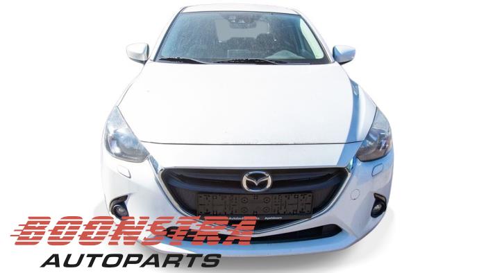 Mazda 2 1.5 SkyActiv-G 90 Vehículo de desguace (2014, Blanco)