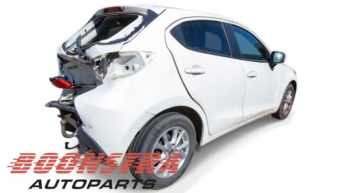 Mazda 2 1.5 SkyActiv-G 90 Vehículo de desguace (2014, Blanco)