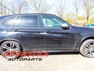 BMW X5 M50d 3.0 24V Samochód złomowany (2015, Czarny)