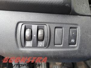 Renault Clio IV 0.9 Energy TCE 90 12V Épave (2017, Noir)