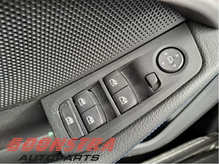BMW 2 serie Gran Coupe 218i 1.5 TwinPower Turbo 12V Épave (2020, Gris)