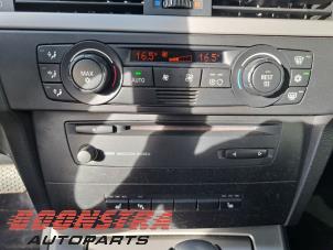 BMW 3 serie Touring 318i 16V Épave (2006, Noir)