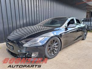 Tesla Model S 75D  (Skrot)