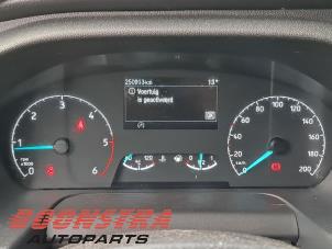 Ford Transit 2.0 TDCi 16V Eco Blue 130 Samochód złomowany (2021, Czerwony)