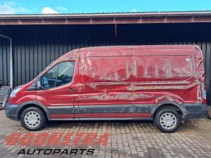 Ford Transit 2.0 TDCi 16V Eco Blue 130 Samochód złomowany (2021, Czerwony)