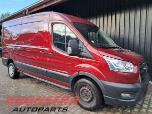 Ford Transit 2.0 TDCi 16V Eco Blue 130 Samochód złomowany (2021, Czerwony)