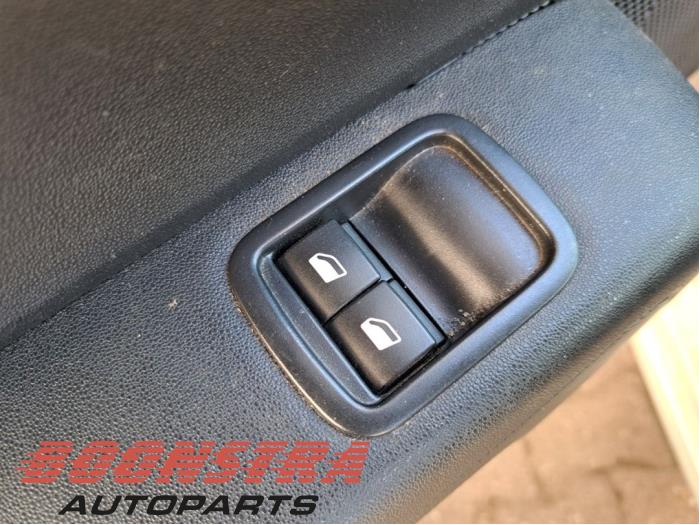 Citroen C3 1.2 Vti 12V PureTech Schrottauto (2018, Grau)
