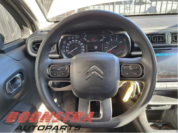 Citroen C3 1.2 Vti 12V PureTech Schrottauto (2018, Grau)