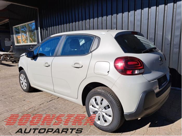 Citroen C3 1.2 Vti 12V PureTech Schrottauto (2018, Grau)