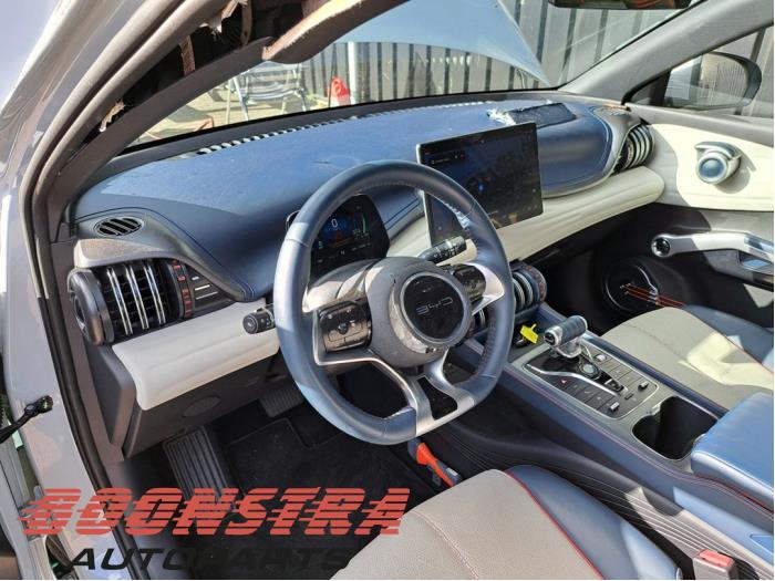 BYD Atto 3 Schrottauto (2025, Weiß)