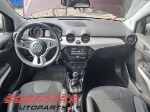 Opel Adam 1.2 16V Épave (2017, Rouge)
