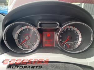 Opel Adam 1.2 16V Épave (2017, Rouge)