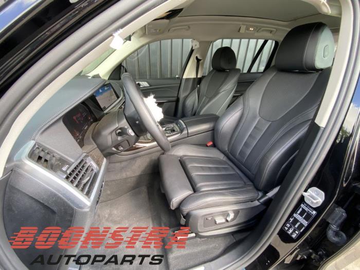 BMW X7 xDrive40i 3.0 24V Mild Hybrid Épave (2021, Noir)