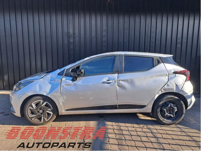 Nissan Micra 1.0 IG-T 92 Skrotfordon (2022, GRIJS)