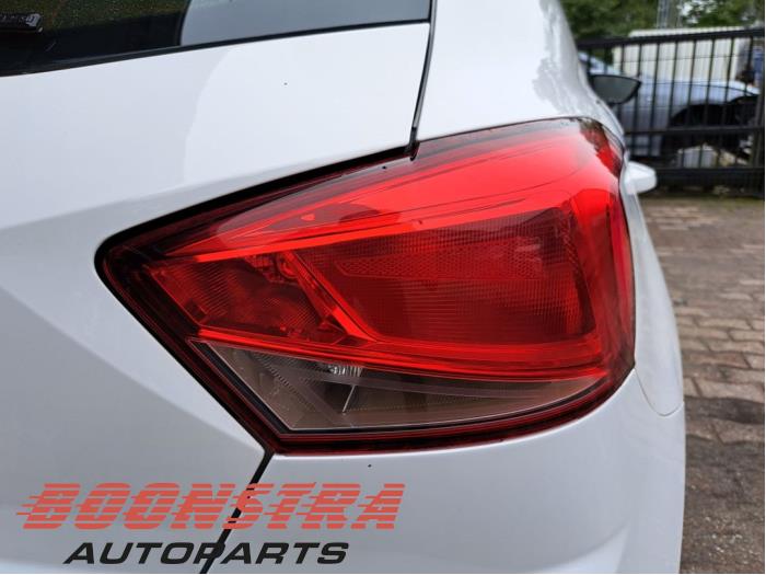 Seat Ibiza V 1.0 12V Skrotfordon (2018, WIT)