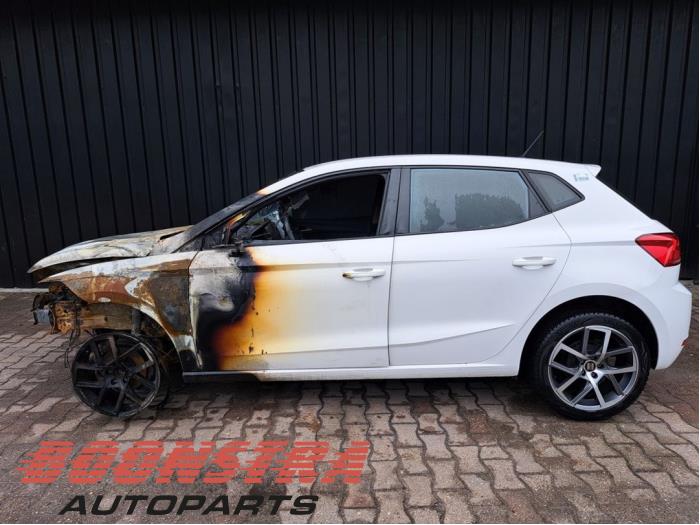 Seat Ibiza V 1.0 12V Skrotfordon (2018, WIT)