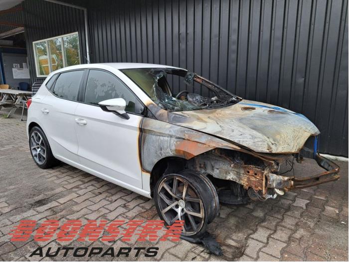 Seat Ibiza V 1.0 12V Skrotfordon (2018, WIT)