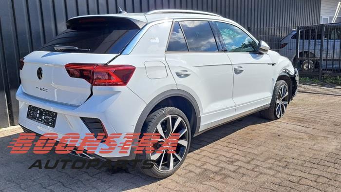 Volkswagen T-Roc 1.5 TSI 16V Vehículo de desguace (2023, Blanco)