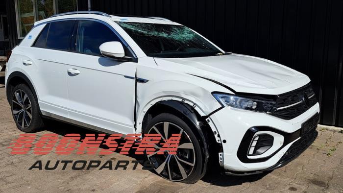 Volkswagen T-Roc 1.5 TSI 16V Vehículo de desguace (2023, Blanco)