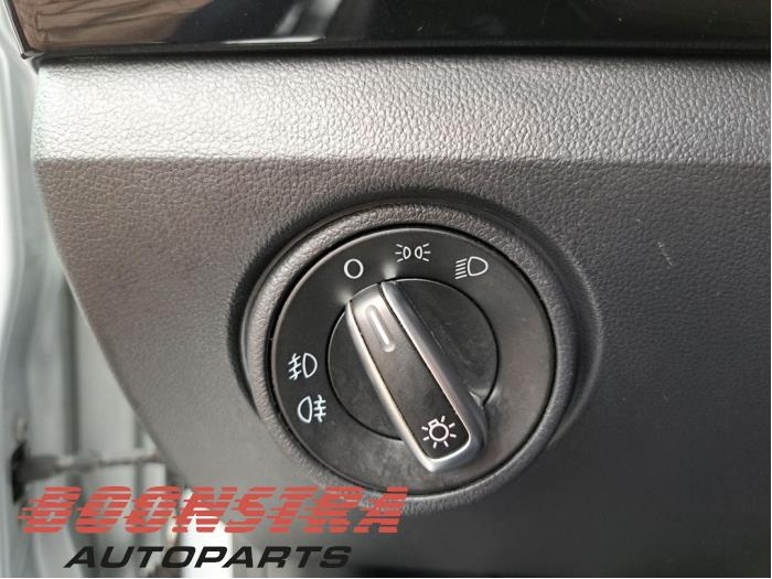 Volkswagen Up! 1.0 12V 75 Épave (2012, Gris)