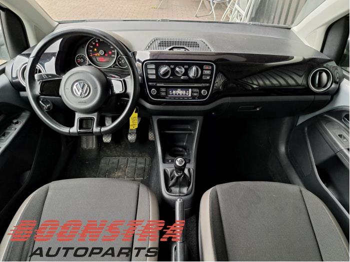 Volkswagen Up! 1.0 12V 75 Épave (2012, Gris)